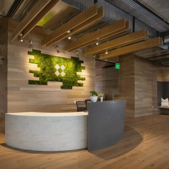 More Photos Of 3075 W Ray Rd, Chandler Coworking Space