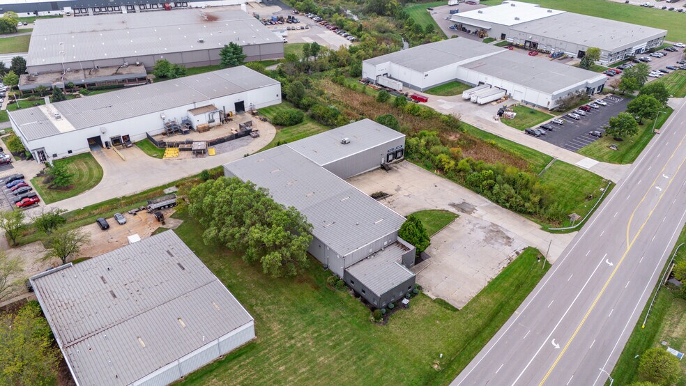 More Photos Of 3865 Symmes Rd, Hamilton Warehouse For Lease