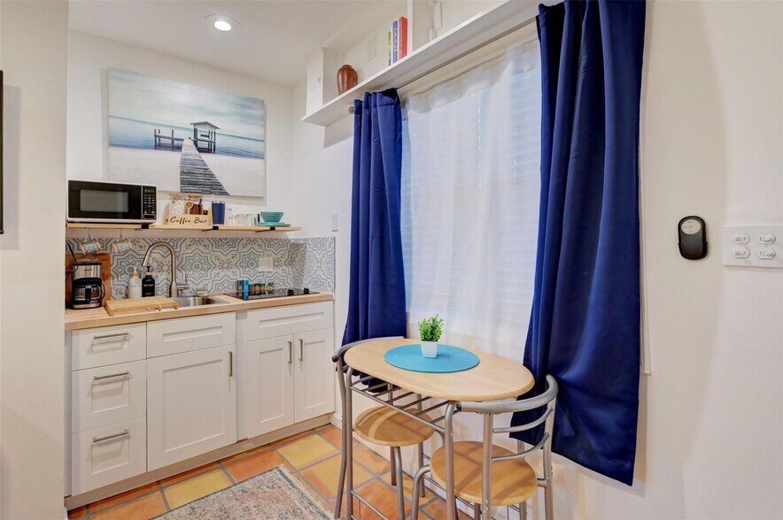 More Photos Of 1944 NE 5th St, Deerfield Beach Apartments For Sale