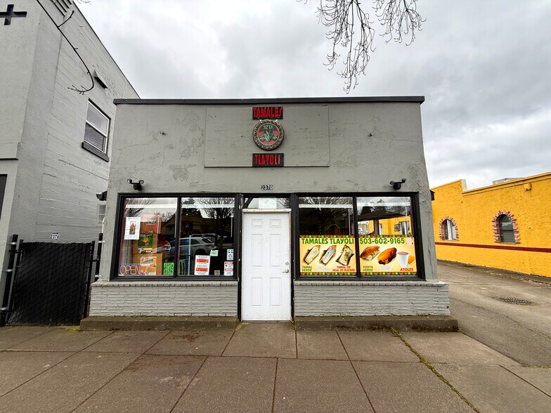 More Photos Of , Salem General Retail For Sale