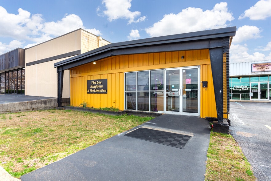 More Photos Of 707 Wilmer Ave, Anniston Office For Sale