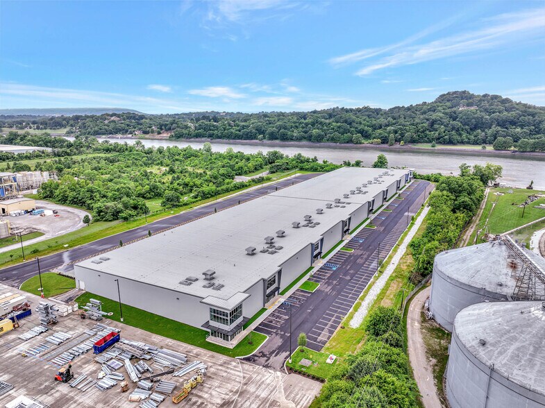 More Photos Of 2685 Riverport Rd, Chattanooga Industrial For Sale