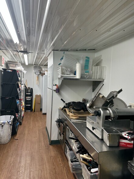 More Photos Of 108 N Phelps St, Decatur General Retail For Sale