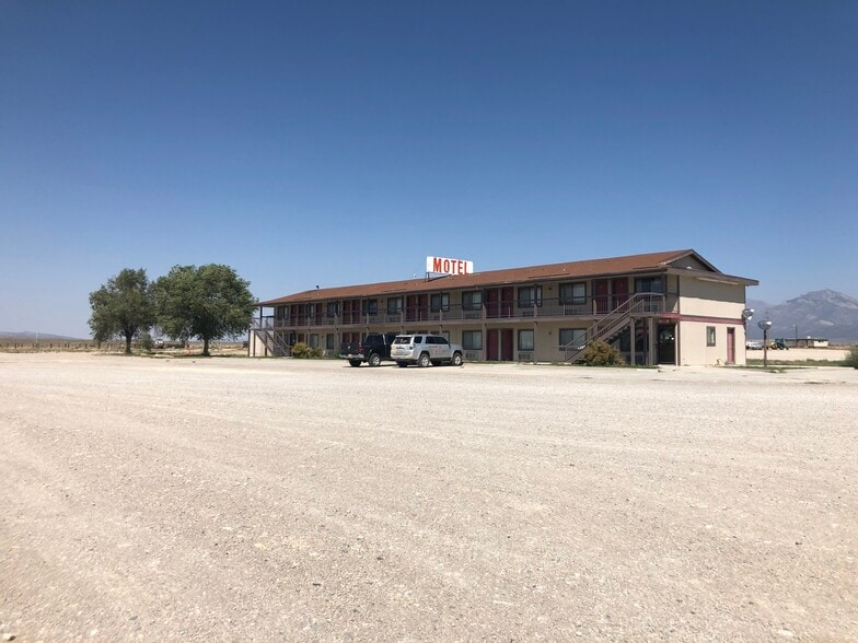 More Photos Of 1755 N SR 318, Lund Truck Stop For Sale