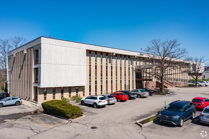 More Photos Of 10700 Montgomery Rd, Montgomery Medical For Lease