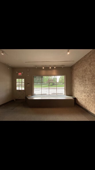 More Photos Of 615 Conestoga Rd, Villanova Freestanding For Lease