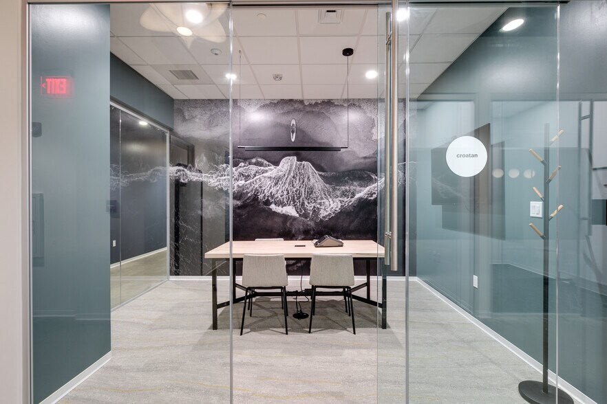 More Photos Of 249 Central Park Ave, Virginia Beach Coworking Space