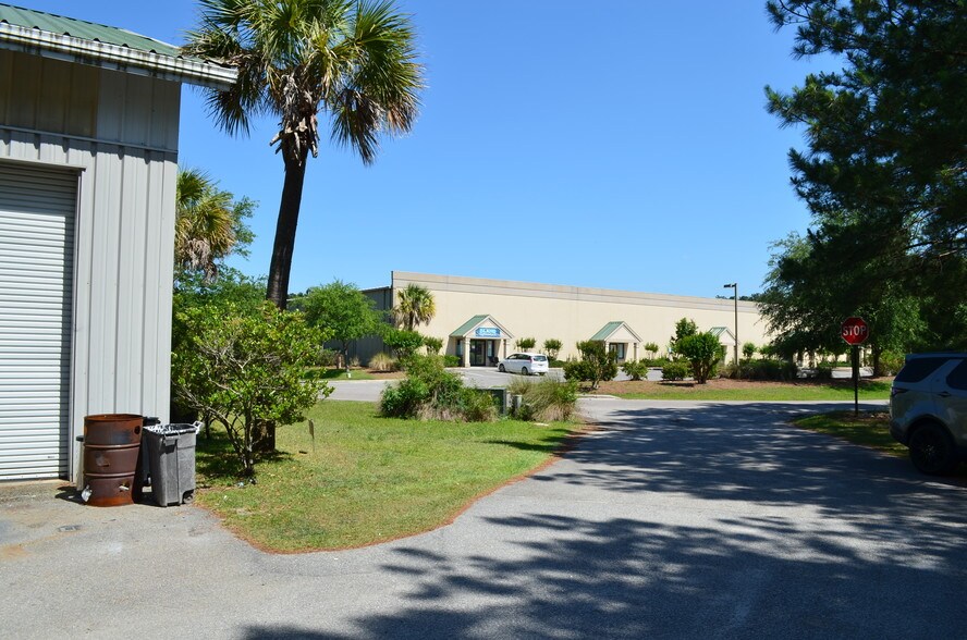 More Photos Of 326 Browns Cove Rd, Ridgeland Office For Sale