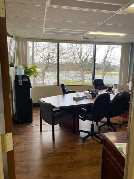 More Photos Of 7600 Osler Dr, Towson Medical For Sale