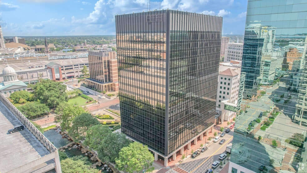 More Photos Of 500 E Main St, Norfolk Office Residential For Lease