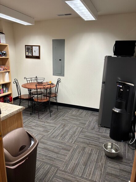 More Photos Of 1482 Commerce Dr, Laramie Light Manufacturing For Lease