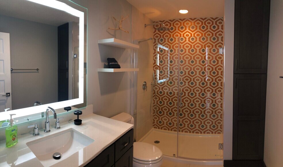 More Photos Of 115 NW 3rd St, Abilene Office Residential For Sale