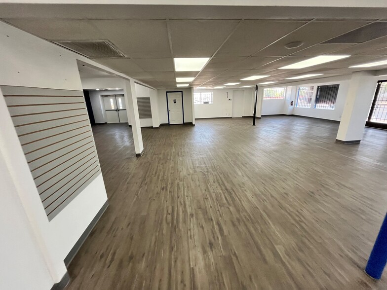 More Photos Of 2365 Northern Ave, Kingman Unknown For Lease