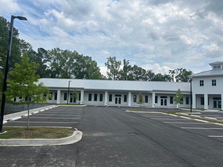 More Photos Of 555 Shadowmoss Pkwy, Charleston General Retail For Lease