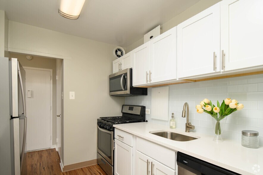 More Photos Of 25 Washington Ln, Wyncote Apartments For Lease