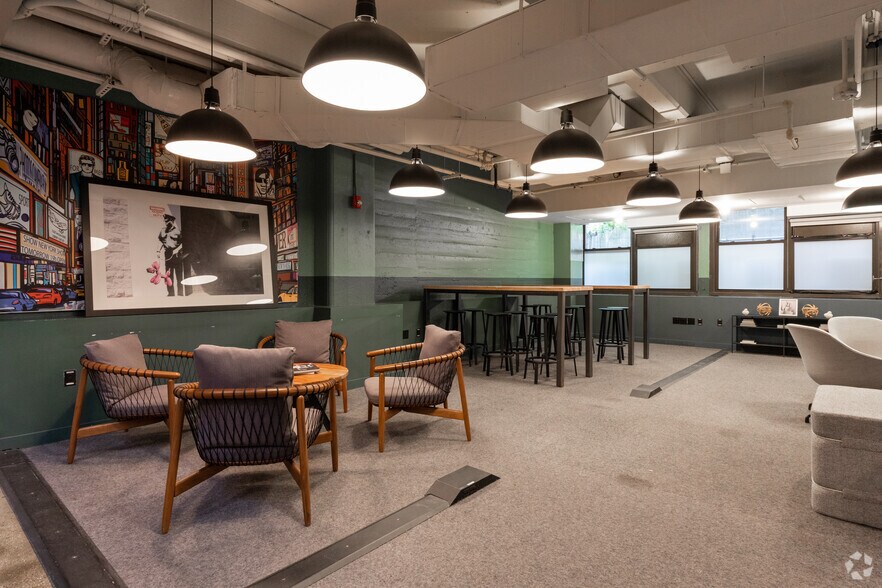 More Photos Of 109 S 5th St, Brooklyn Coworking Space