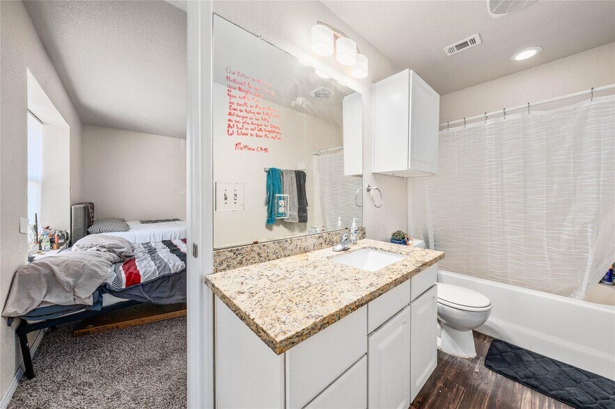More Photos Of 2537 S 3rd St, Waco Apartments For Sale