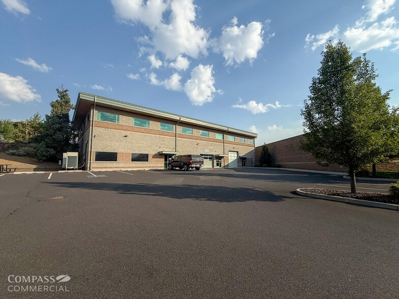 More Photos Of 20706 High Desert Ln, Bend Research And Development For Lease