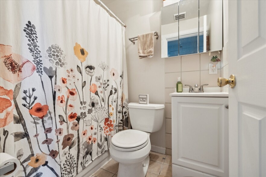 More Photos Of 20 S Village Ave, Exton Apartments For Sale