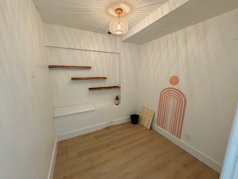 More Photos Of 112-120 S 20th Ave, Hollywood Restaurant For Lease