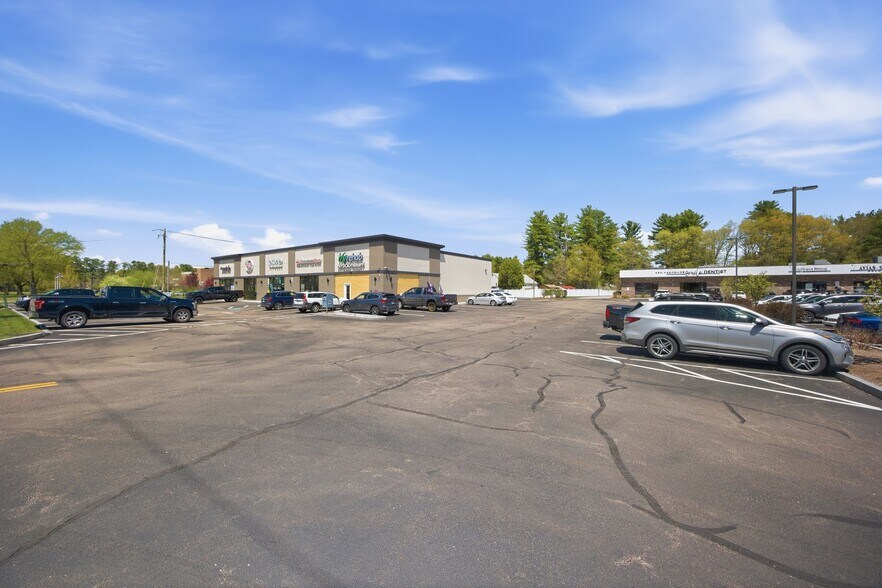 More Photos Of 493 Amherst St, Nashua Unknown For Lease