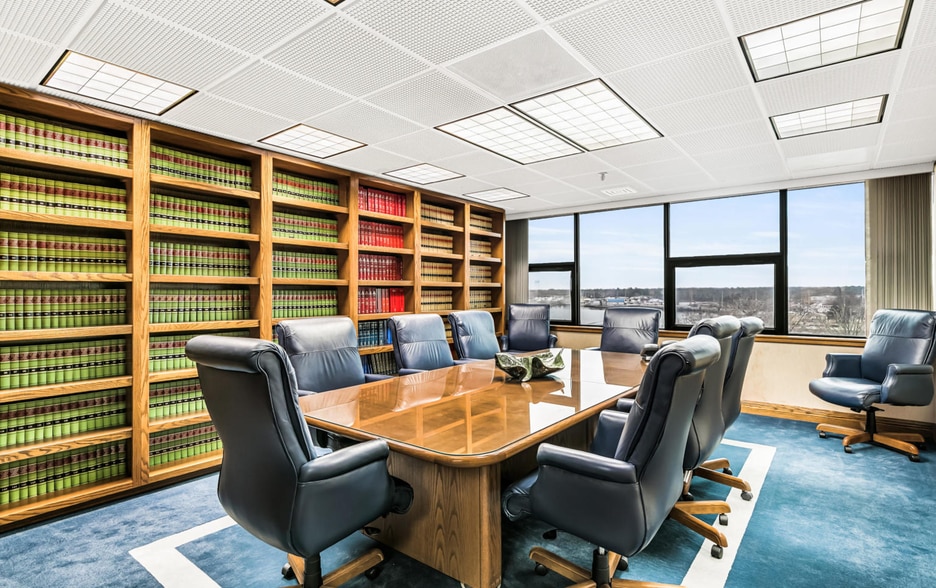 More Photos Of 10 Allen St, Toms River Office For Lease