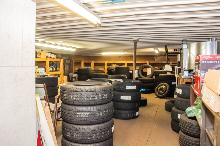 More Photos Of 8 Englewood St, Webster Auto Repair For Sale