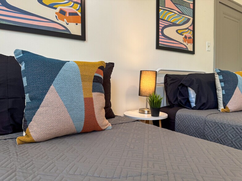 More Photos Of 105 S 5th St, Duquesne Specialty For Sale