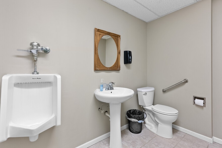 More Photos Of 621 N Halleck St, Demotte Religious Facility For Sale