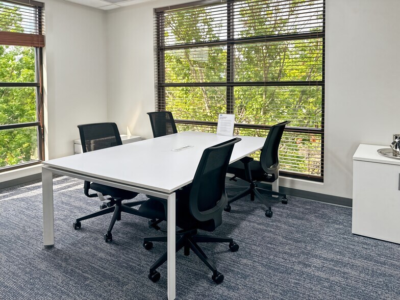 More Photos Of 1040 Monarch St, Lexington Coworking Space