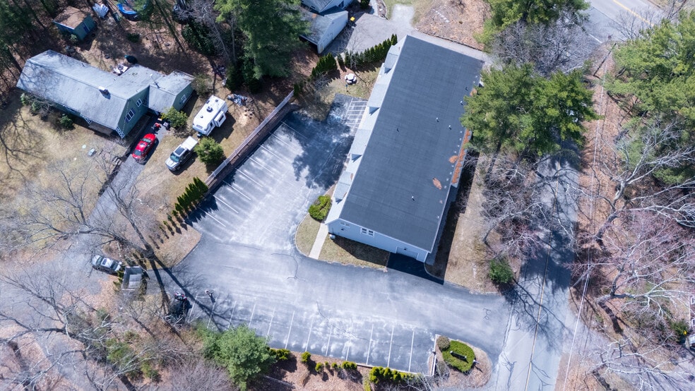 More Photos Of 3 Bent St, Franklin Office For Sale