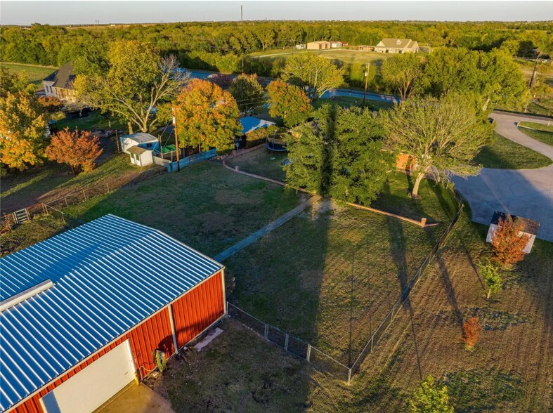 More Photos Of 17342 FM 2755, Lavon Flex For Sale