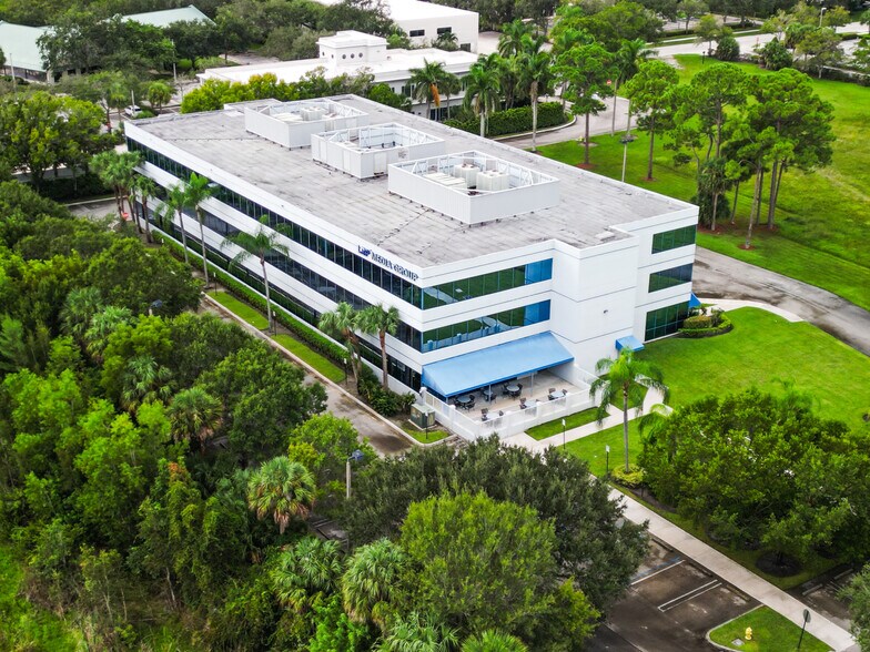 More Photos Of 360 Hiatt Dr, Palm Beach Gardens Office For Lease