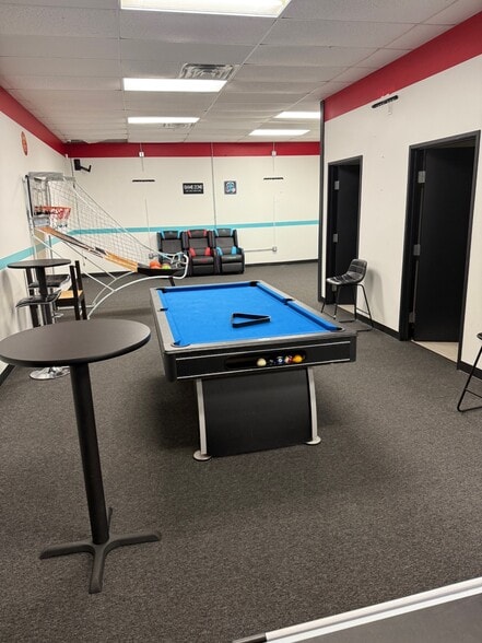 More Photos Of 5335 Broadway Blvd, Garland Unknown For Lease