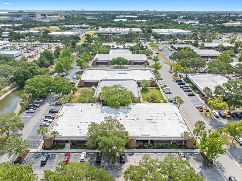 More Photos Of 13830 N 58th St, Clearwater Unknown For Lease