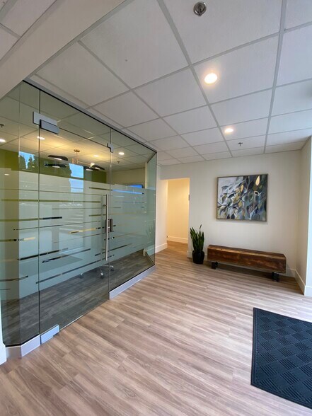 More Photos Of 10171 Saskatchewan Dr, Edmonton Office For Lease