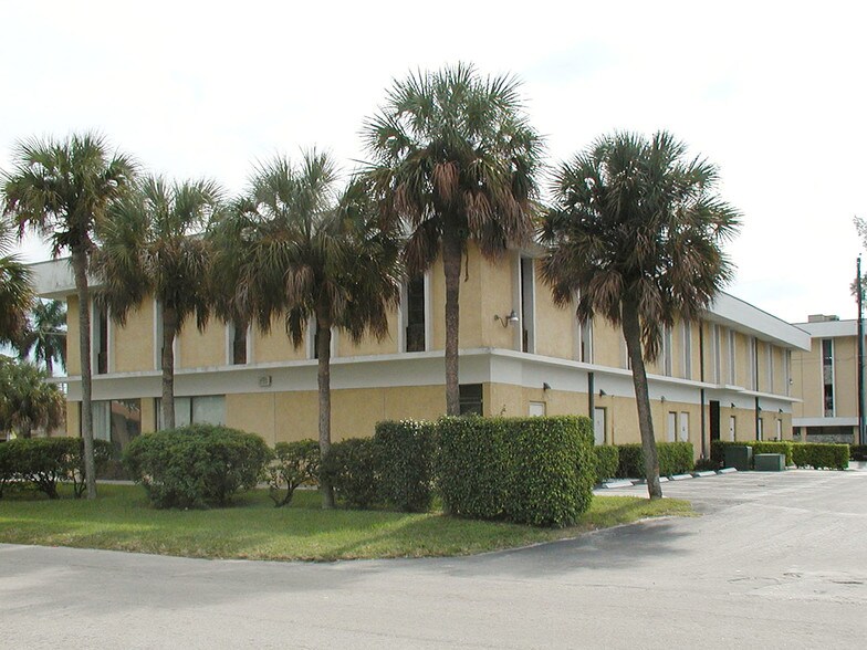More Photos Of 4141 N Andrews Ave, Fort Lauderdale Medical For Lease