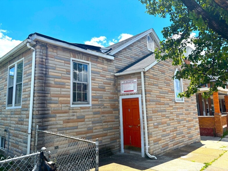 More Photos Of 3301 E Monument St, Baltimore Religious Facility For Sale