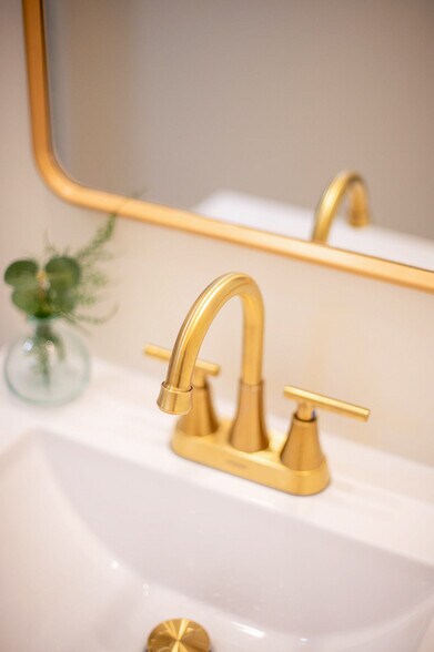 More Photos Of 1733 Main Rd, Johns Island Office For Sale