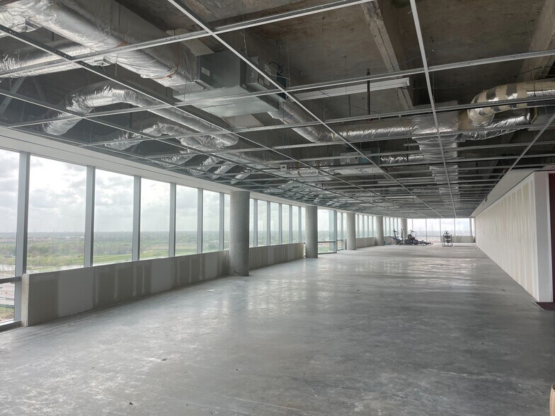 More Photos Of 9999 Bellaire Blvd, Houston Medical For Lease