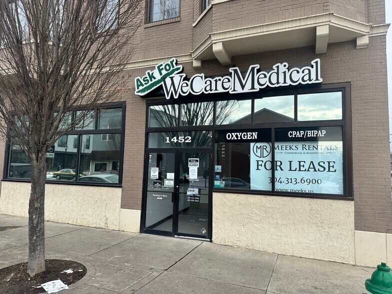 More Photos Of 1452 4th Ave, Huntington General Retail For Lease