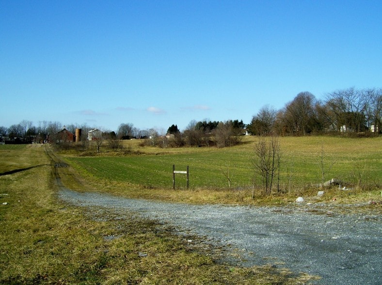 Primary Photo Of WS N 15th Ave, Lebanon Land For Sale