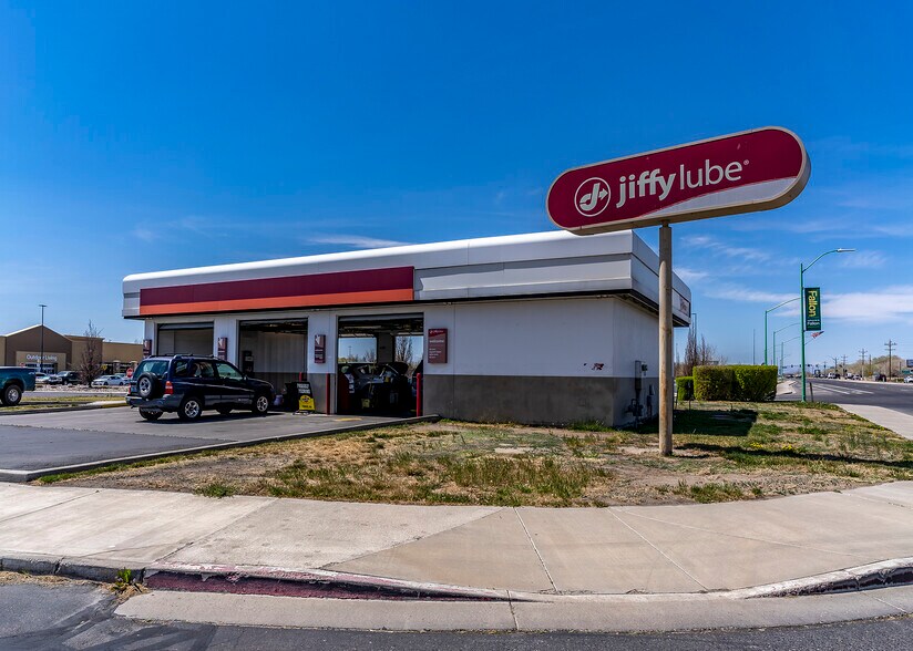 More Photos Of 2111-2199 W Williams Ave, Fallon Storefront For Sale