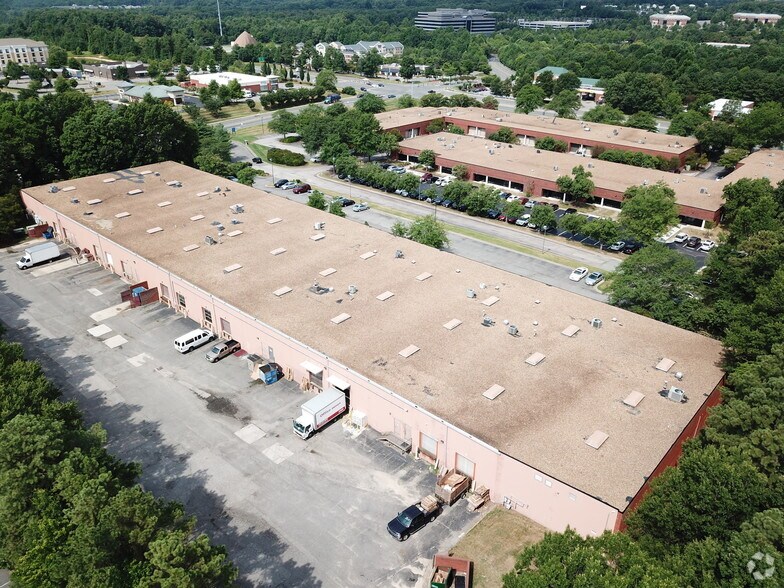 More Photos Of 9878-9898 Mayland Dr, Richmond Warehouse For Lease