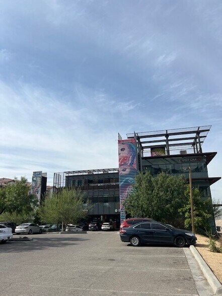 More Photos Of 110 Montecillo Blvd, El Paso Loft Creative Space For Lease