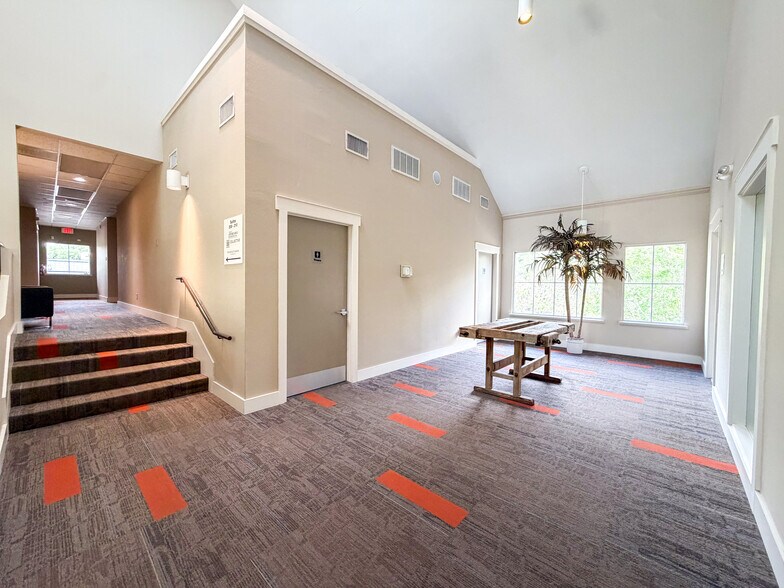 More Photos Of 13526 George Rd, San Antonio Office For Lease