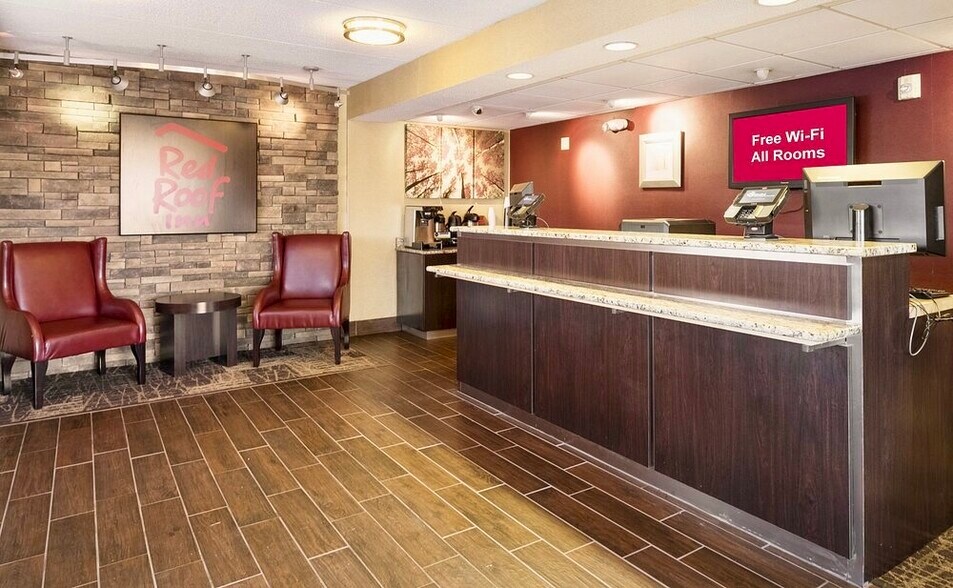 More Photos Of 32511 Concord Dr, Madison Heights Hotel For Sale