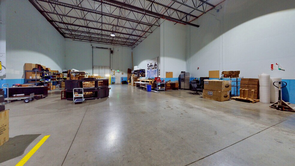 More Photos Of 150 Kendall Point Dr, Oswego Manufacturing For Lease