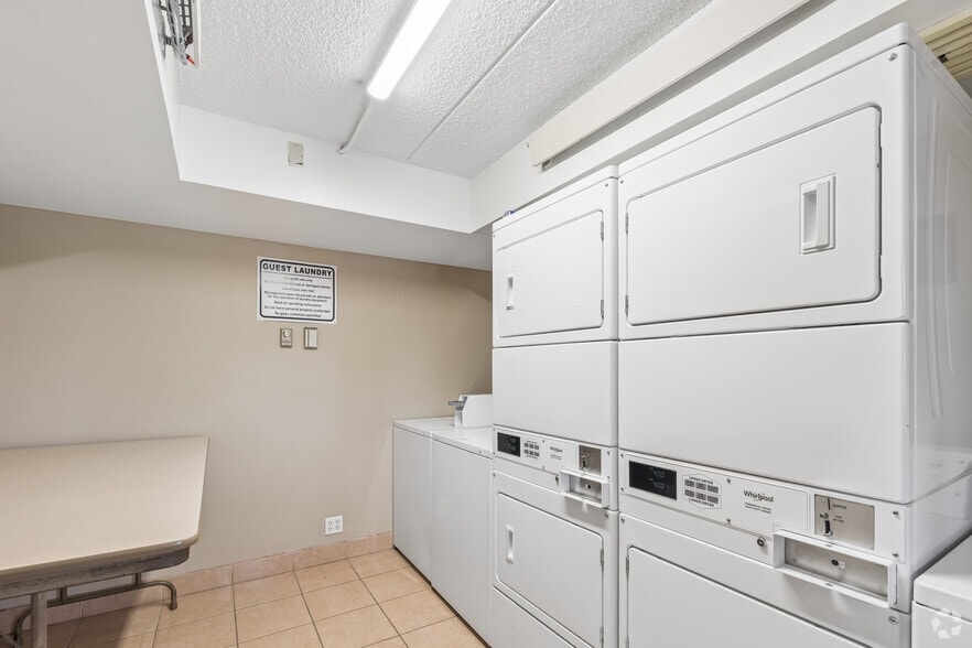 More Photos Of 4703 N Freeway Rd, Pueblo Hotel For Sale