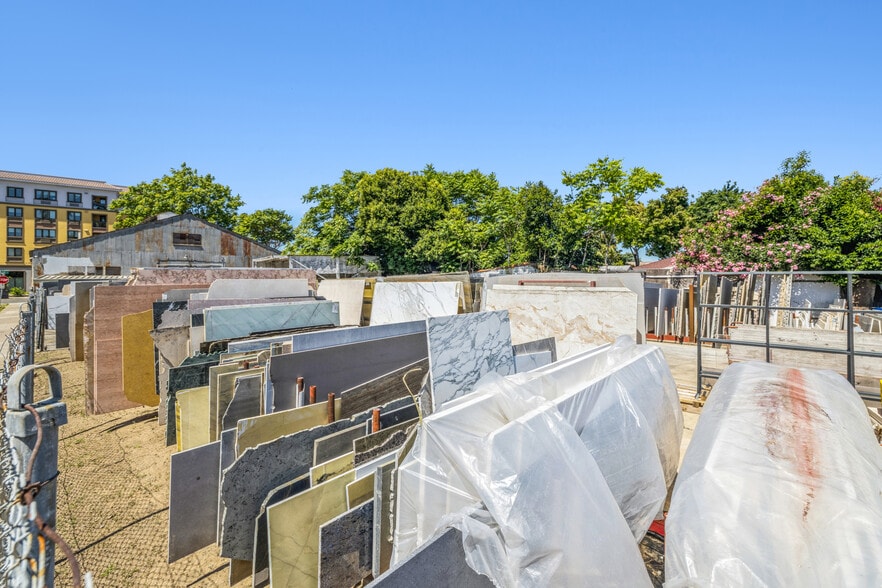 More Photos Of 1194 Lick Ave, San Jose Service For Sale